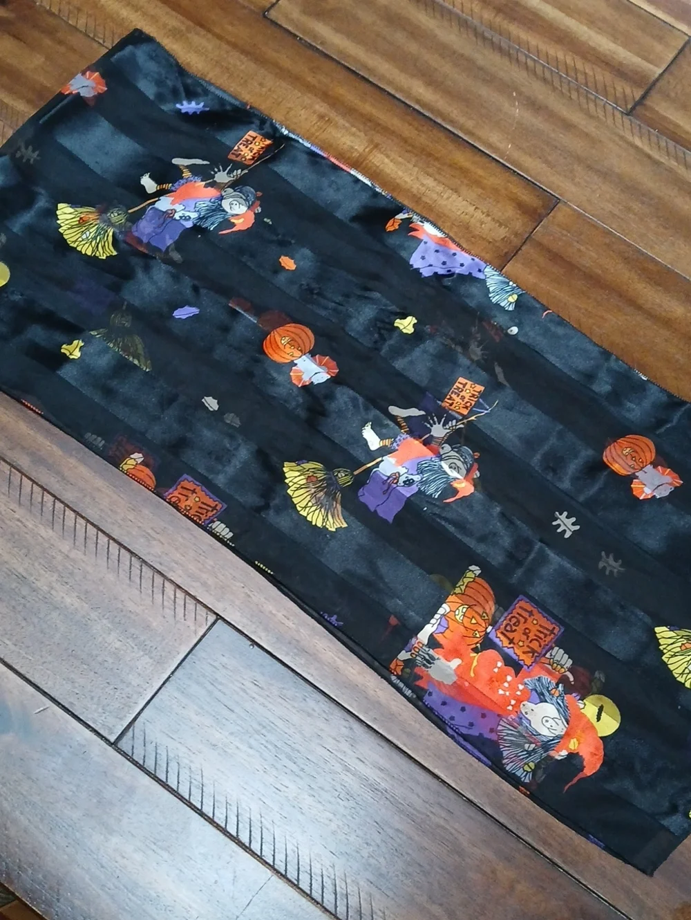 Vintage Rubie's Halloween Scarf 90s Witch Skull Trick or Treat Scarf